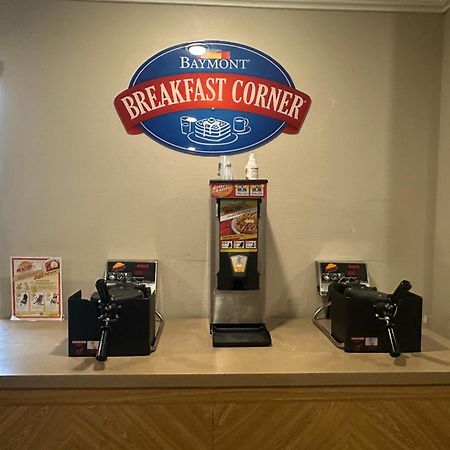 ラ キンタ イン&スイーツ バイ ウィンダム コロンビア エクステリア 写真